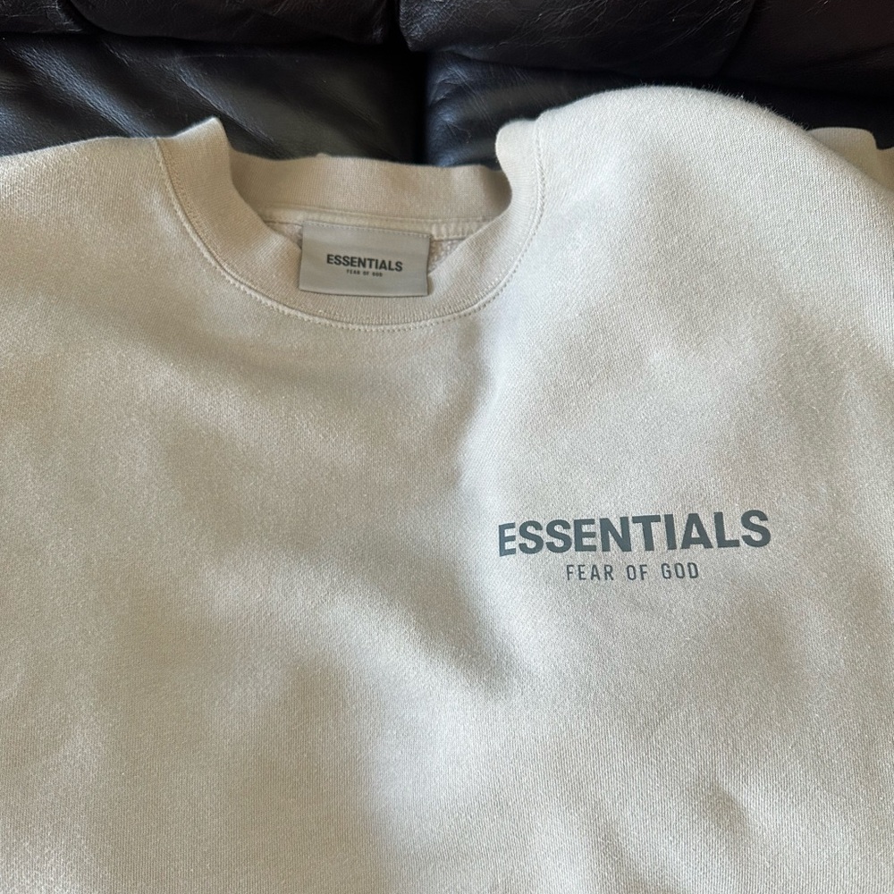 Essentials Fear of God - Picture 5 of 7
